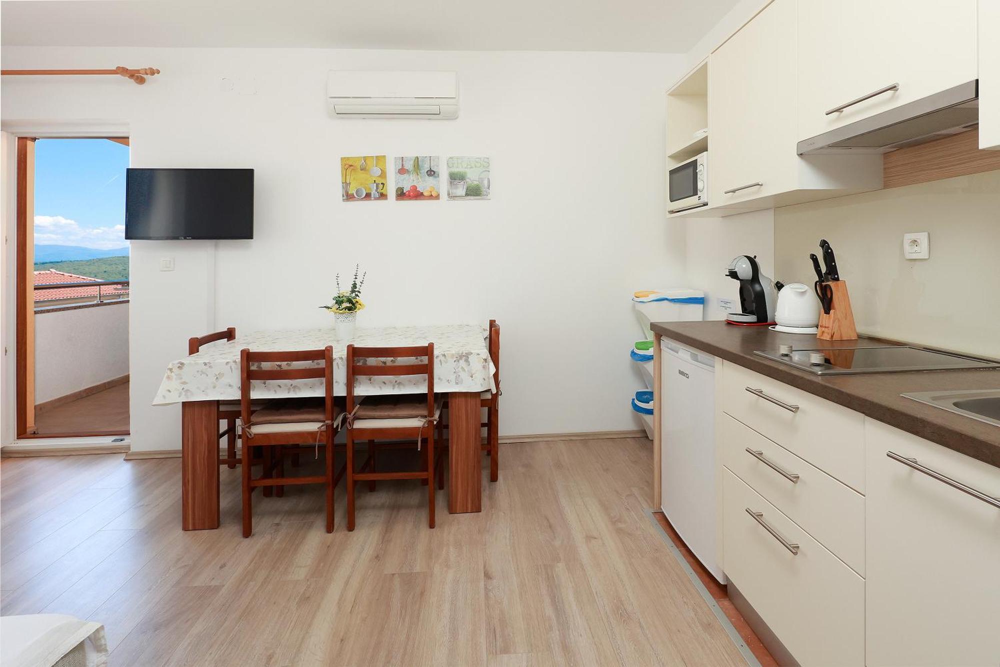 Apartments Omanovic Čižići Bagian luar foto